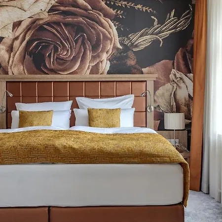 & Restaurant Roedersaal 3* Grossrohrsdorf