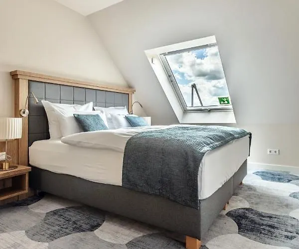 Hotel & Restaurant Roedersaal 3*